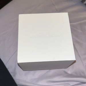Micheal Kors box